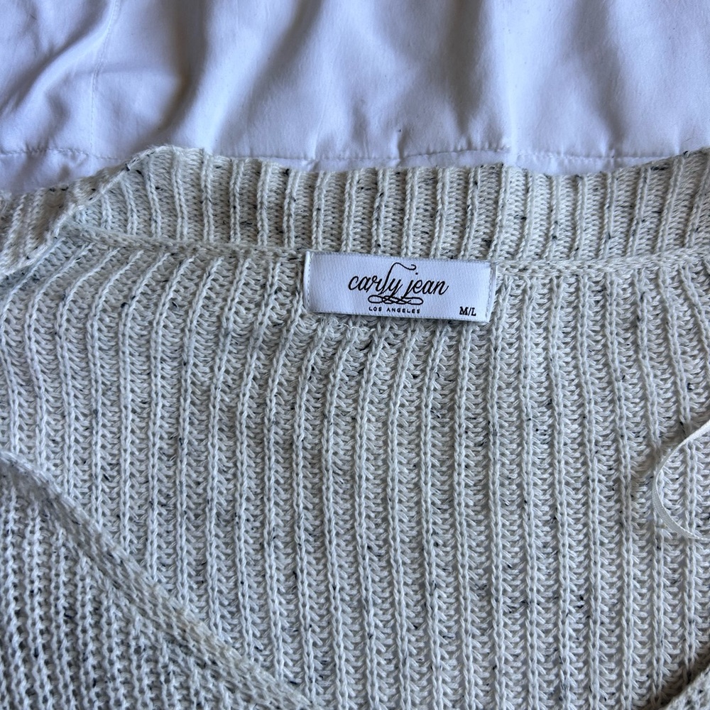 Carly Jean Los Angeles Off-White Knit Top